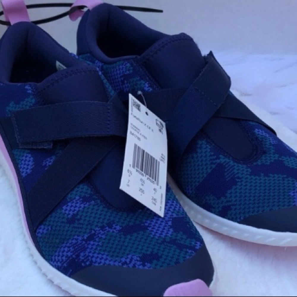 NWT Addidas Forta Run X CF size 7